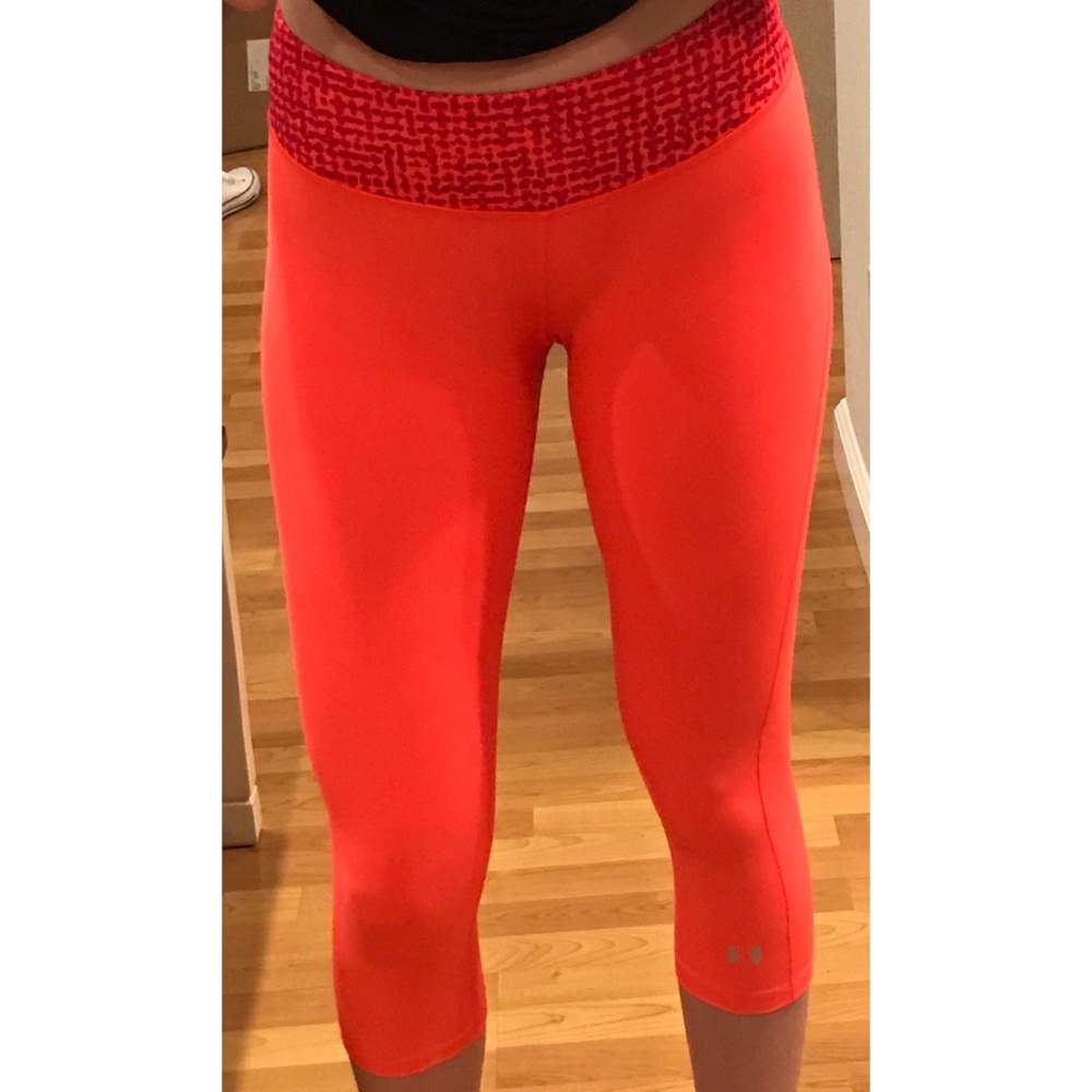 Under Armour Crop Leggings - Coral